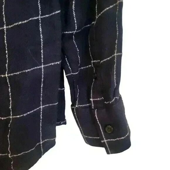 Banana Republic Women's Navy & Cream Rayon Dillon Classic Fit Button Down Shirt - Picture 10 of 11